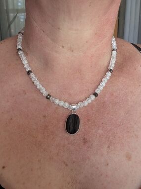 Crystal Bead Necklace with Black Oval Pendant - Unbranded